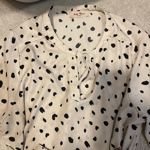 Full Moon Maternity Blouse - Picture 2 of 5